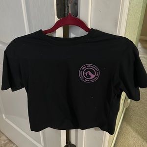 Size Medium Crop Tee